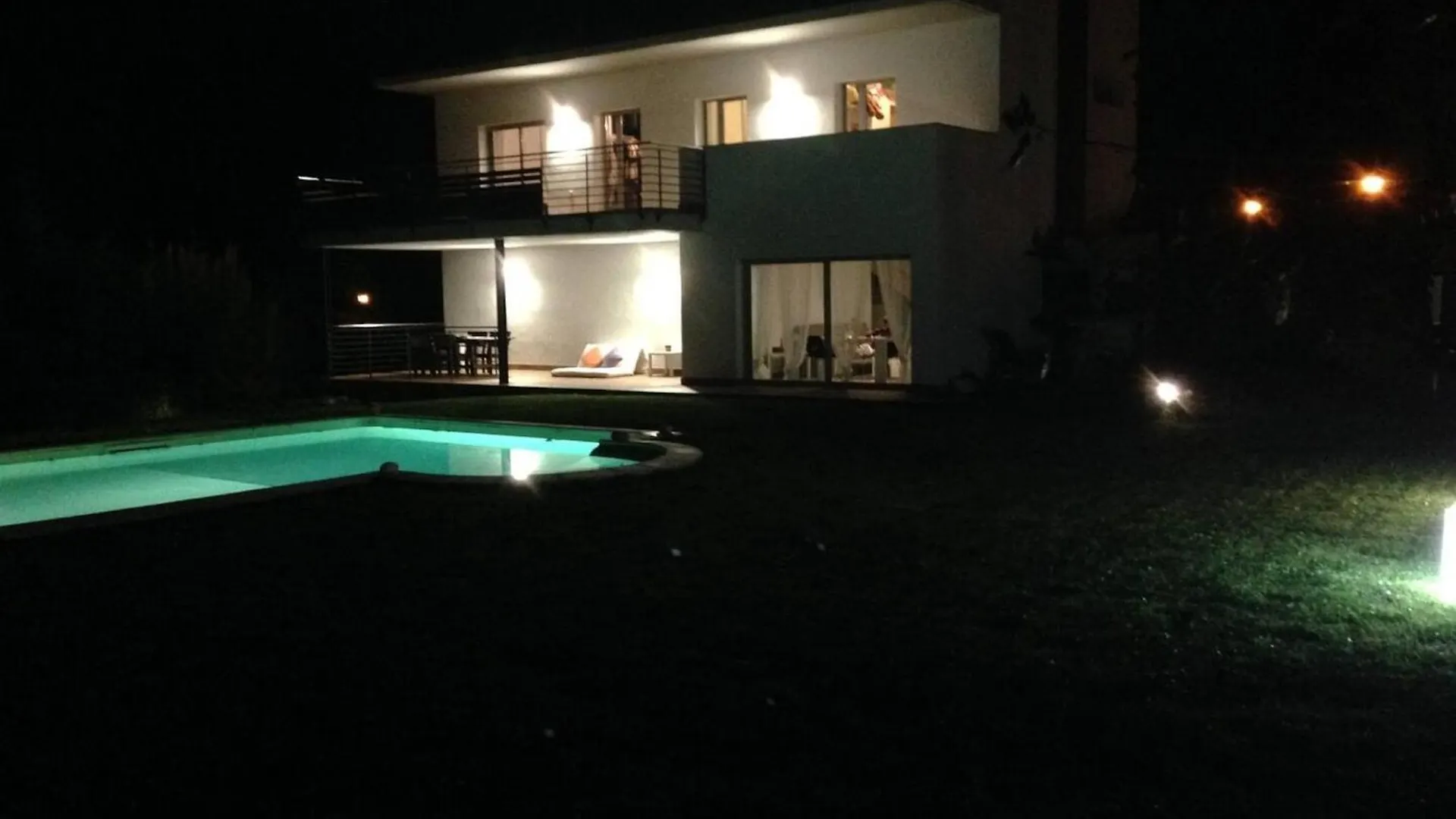 Hauzify I Can Moiset La Canyera 0*,  Spanje